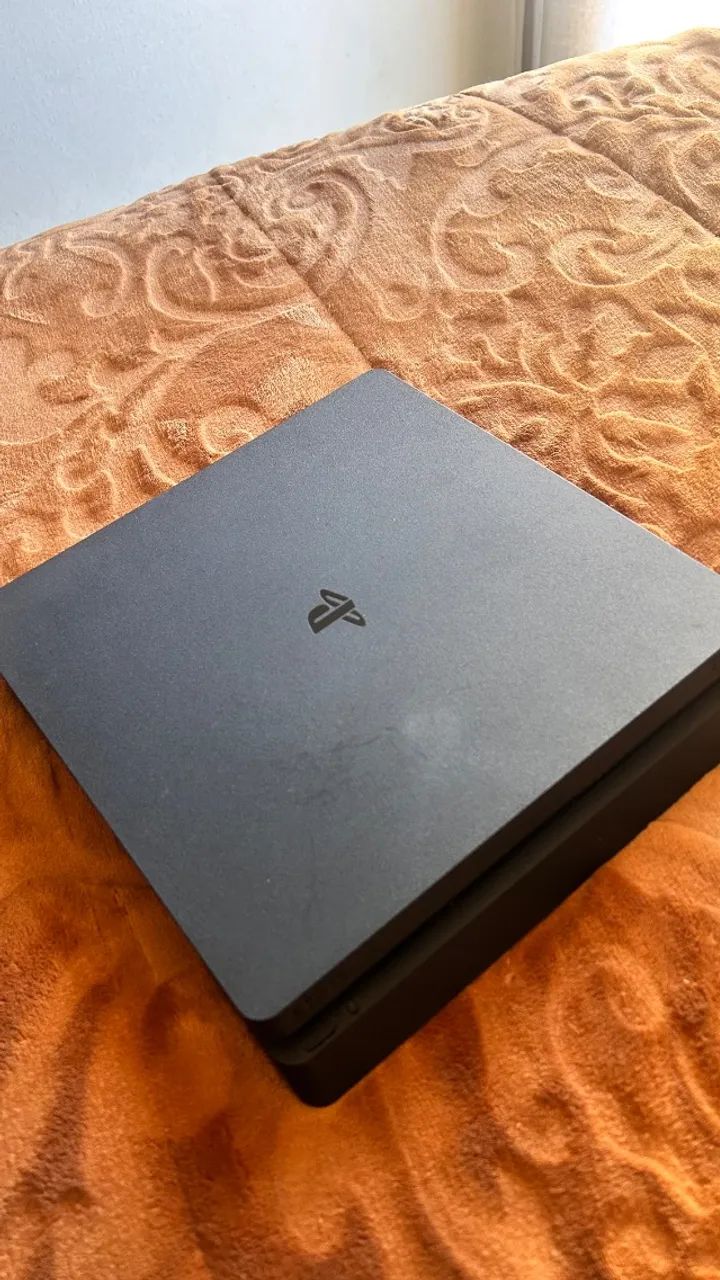 PS4 com dois controles  - Foto 3
