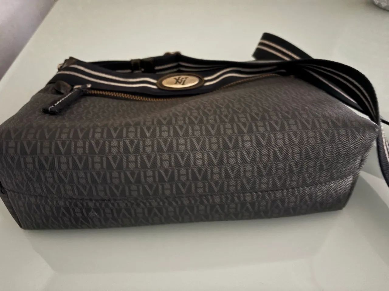 Bolsa Vítor Hugo preta original  - Foto 3