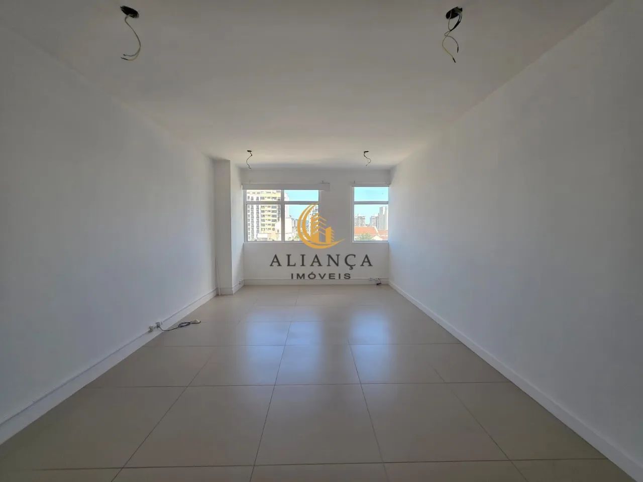 Sala Comercial em Estreito, Florianópolis/SC