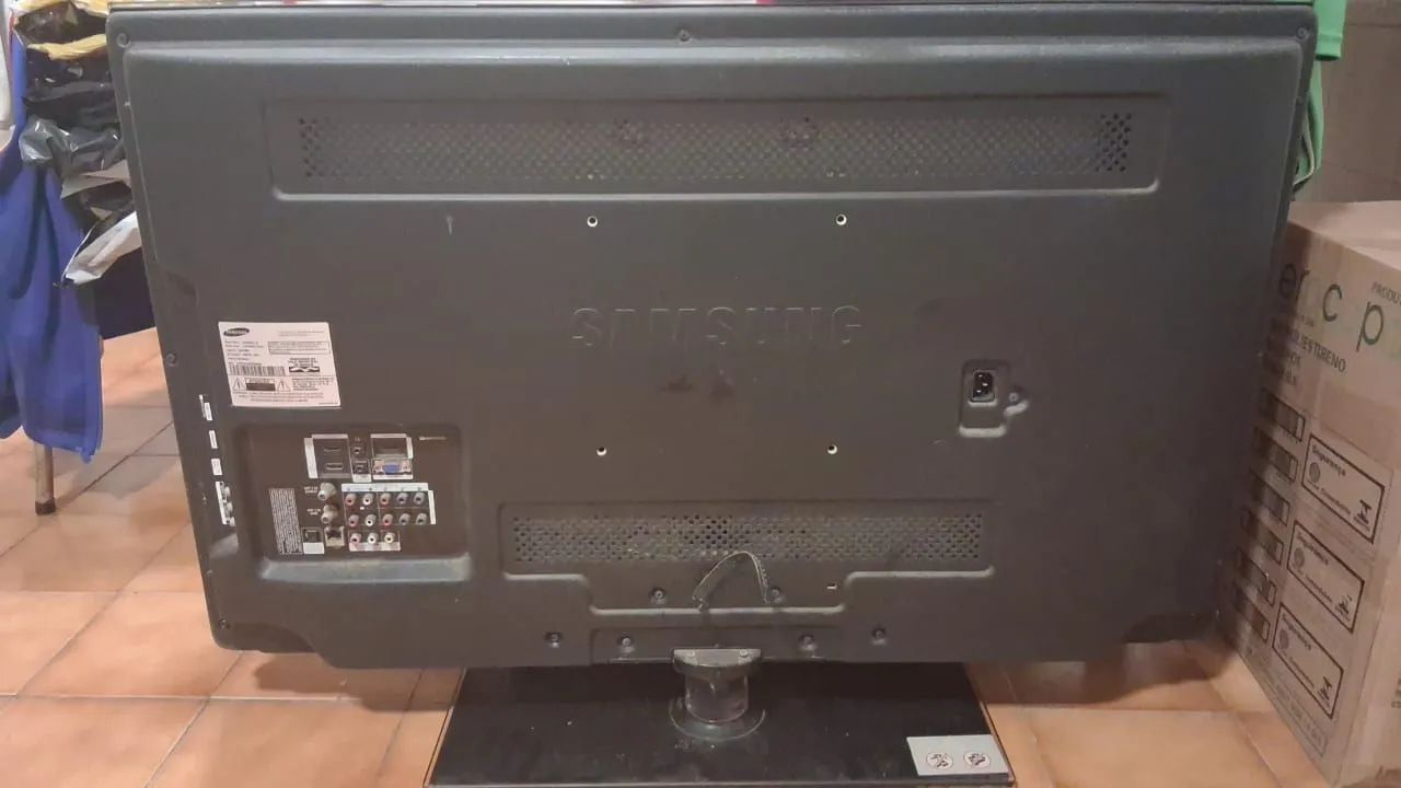 Televisão Samsung 43 polegadas