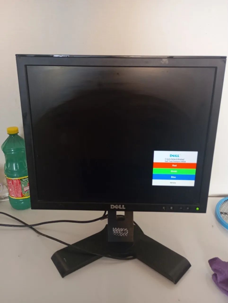 Monitor Dell - Tela LCD