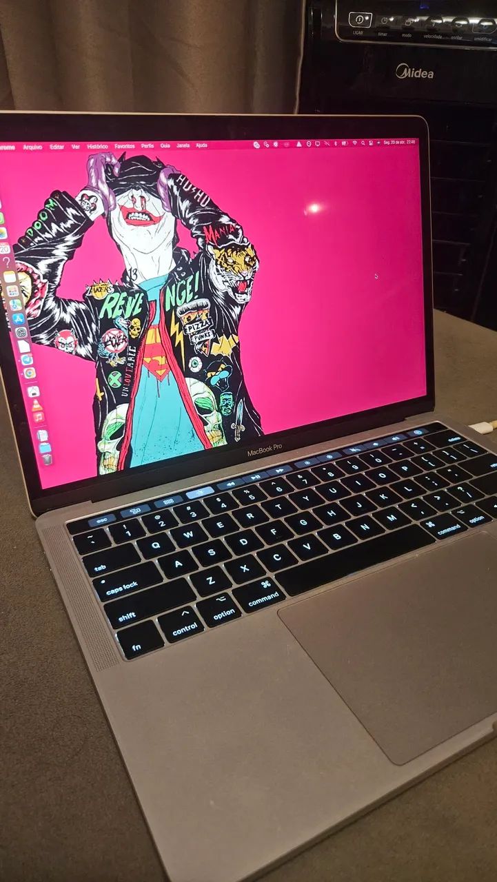 MacBook PRO A1706 256GB/8GB RAM 13