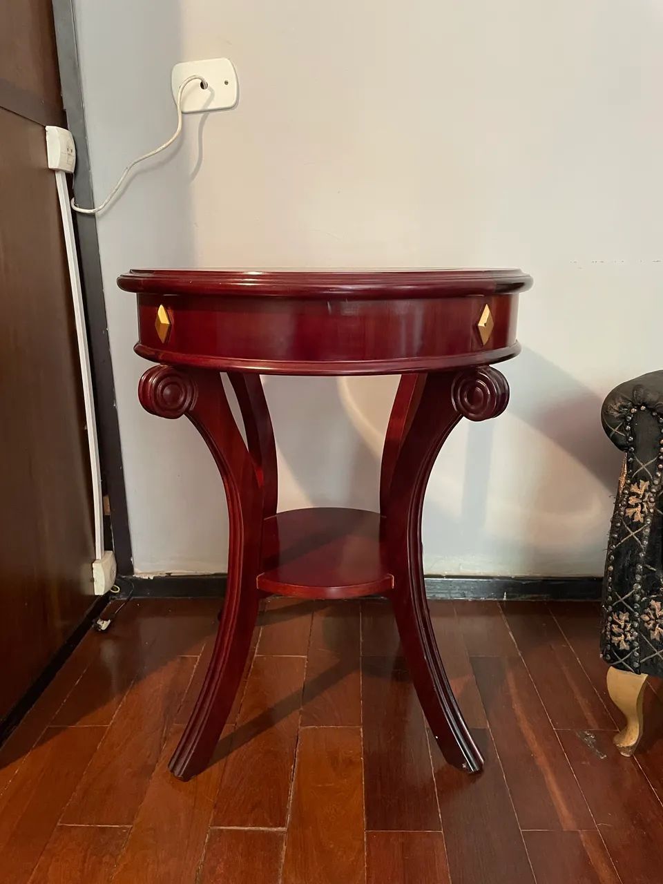Mesa lateral clássica vintage estilo inglês  - Foto 2