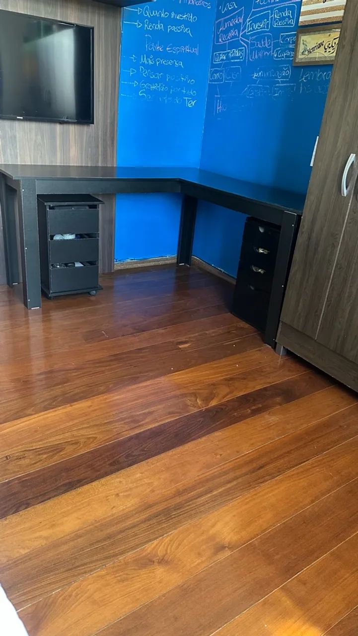 Mesa em L preta com gaveteiro, escritório e home office - Foto 3