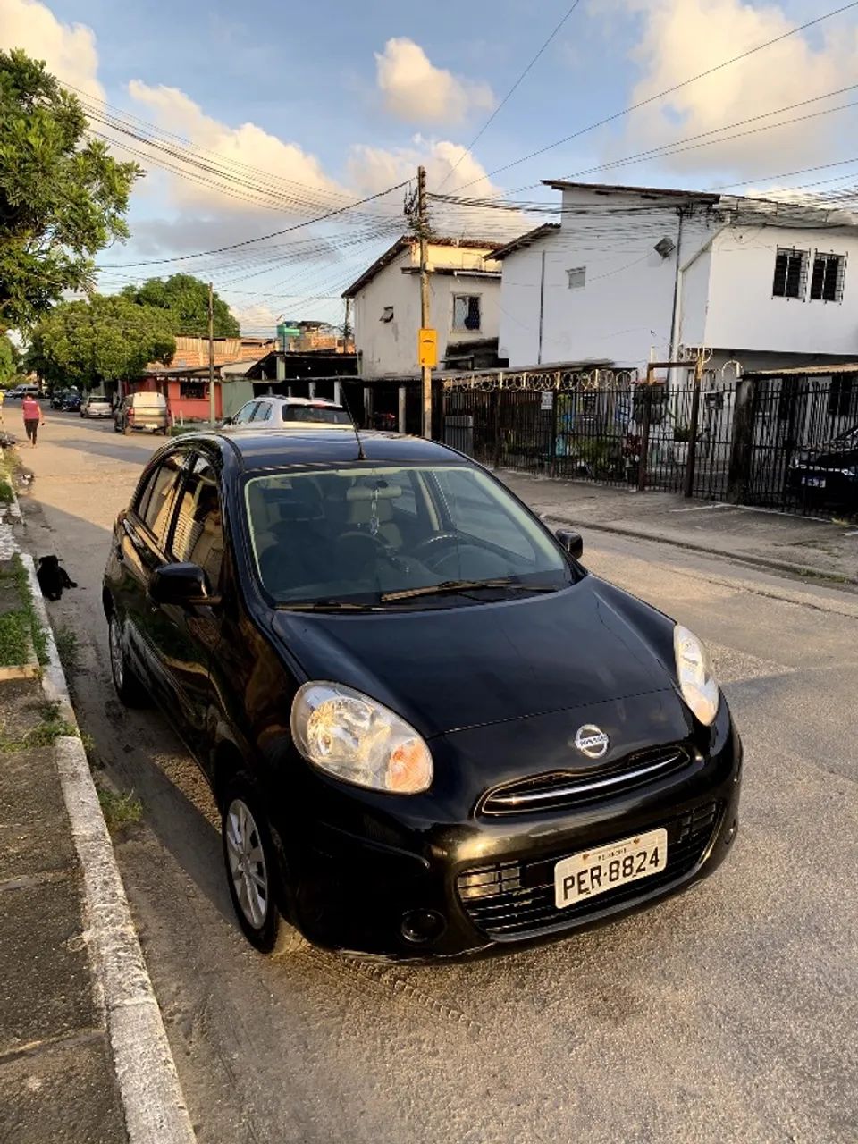 Nissan March 2013