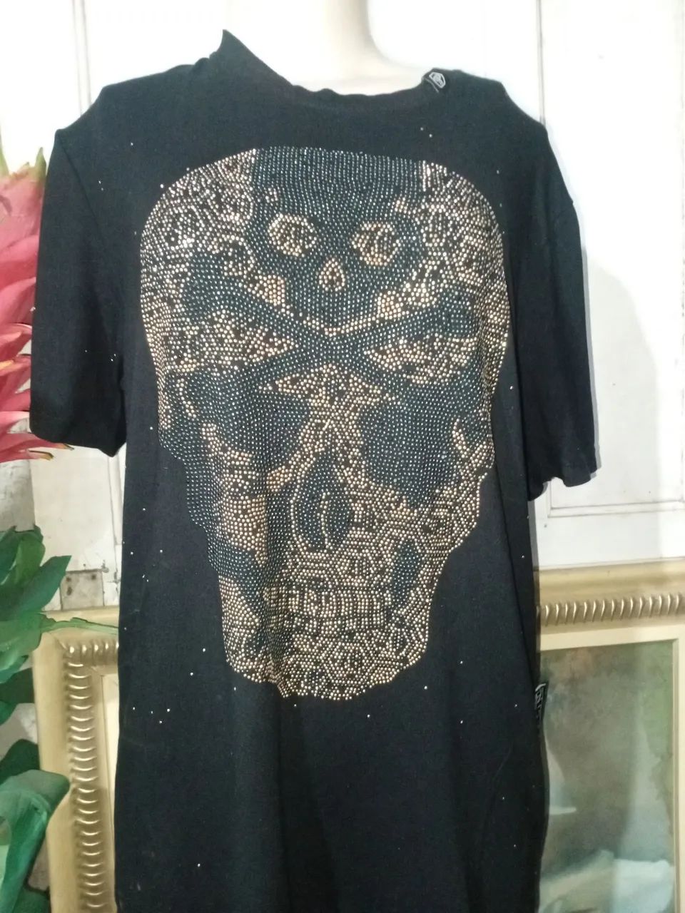 Blusa preta estilo roqueiro