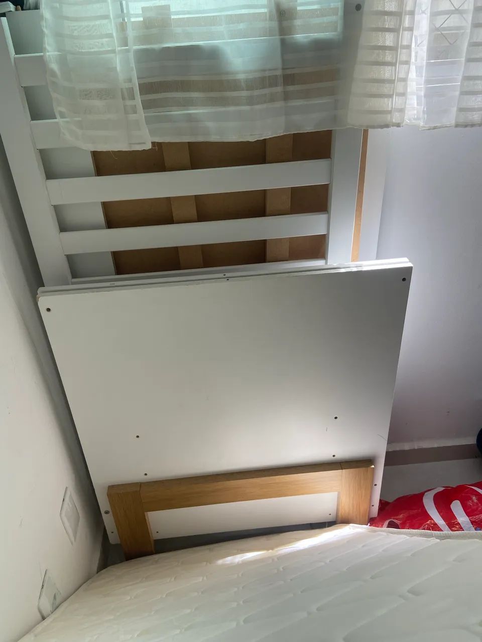 BERÇO QUE VIRA CAMA  - Foto 3