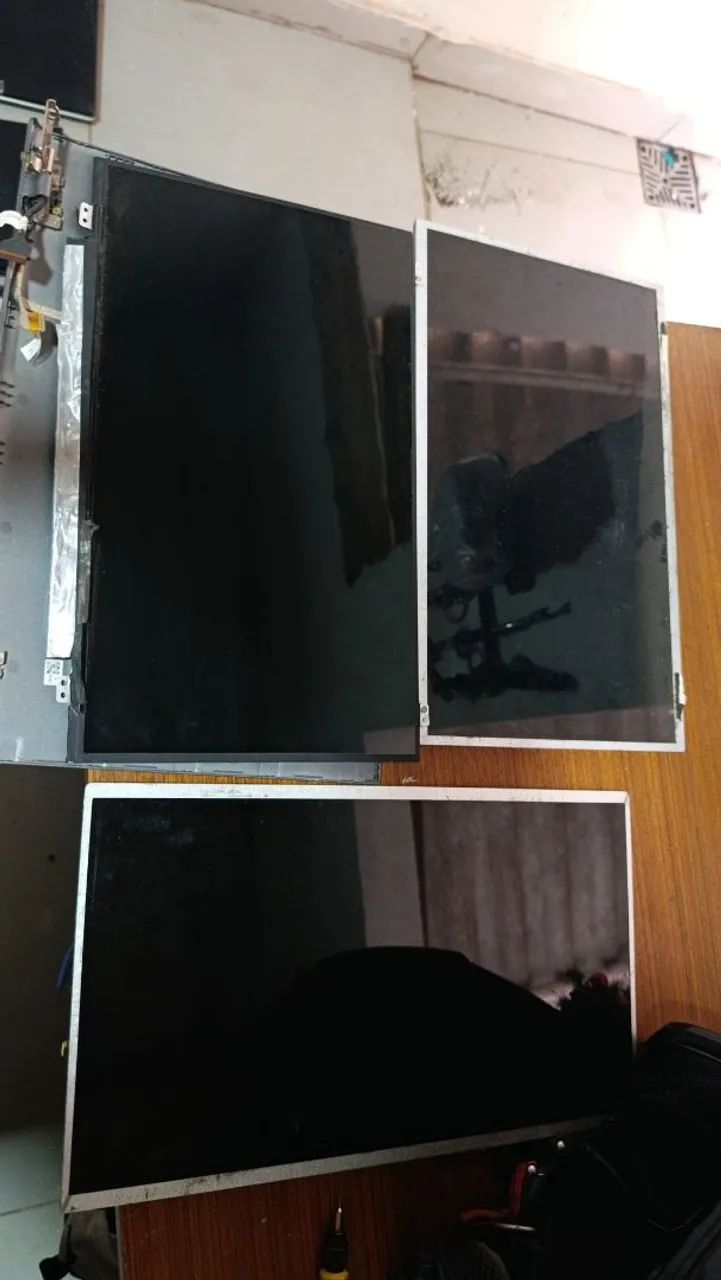 Peças para notebooks, carcaças funcionando. - Foto 4