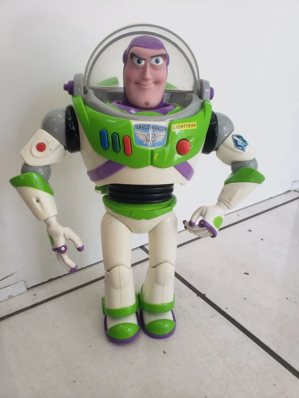 Boneco Buzz Lightyear