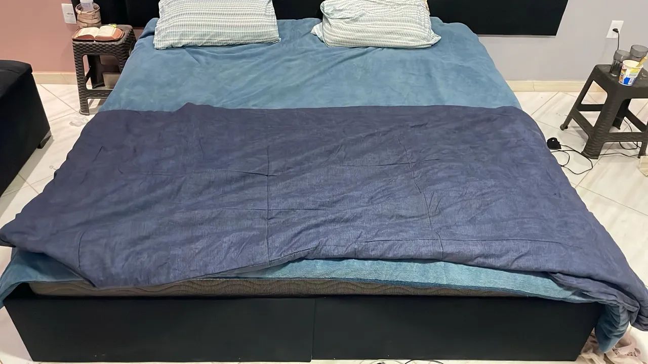 Cama king Size + colchão + baú + cabeceira  - Foto 5