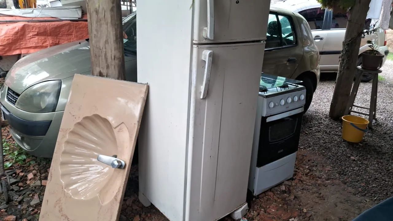 Vendo combo de móveis usados - Foto 5