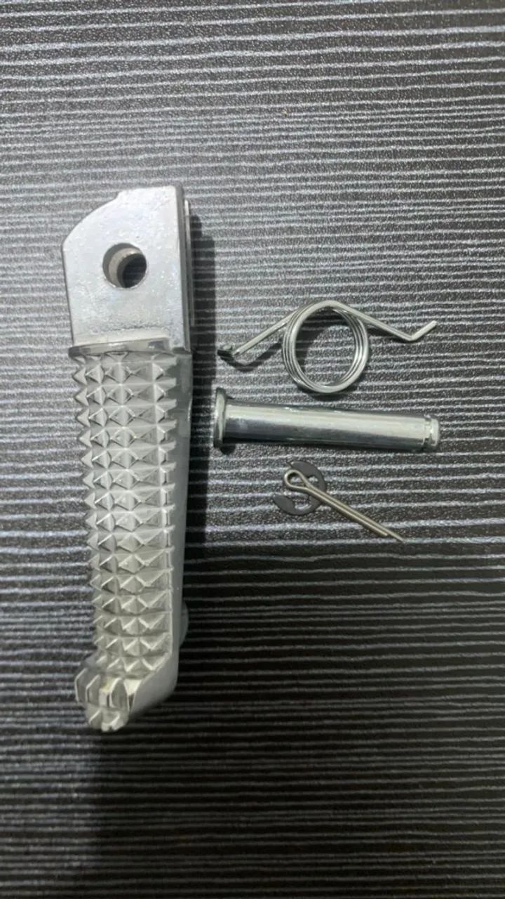 Estribo Pedaleira Dianteiro Direito MT03 Novo Yamaha