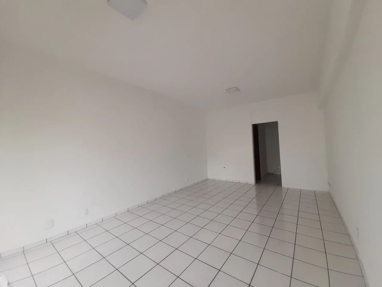 SALA COMERCIAL RUA DR PAULO FROES MACHADO - Foto 2