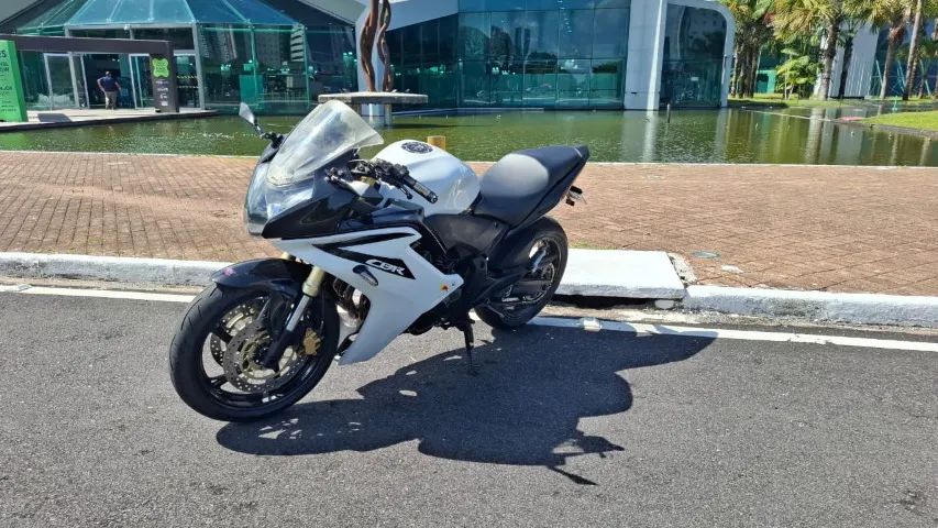 HONDA CBR 600F 2013 - Foto 5