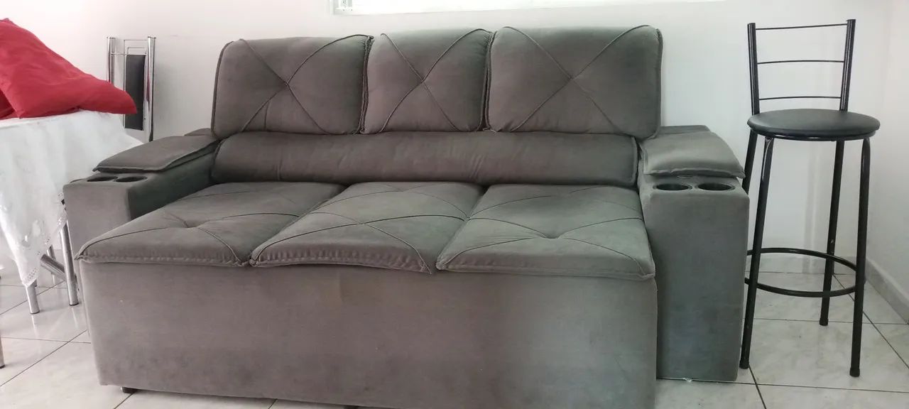 Vende-se sofá três lugares 2.20 de largura 
