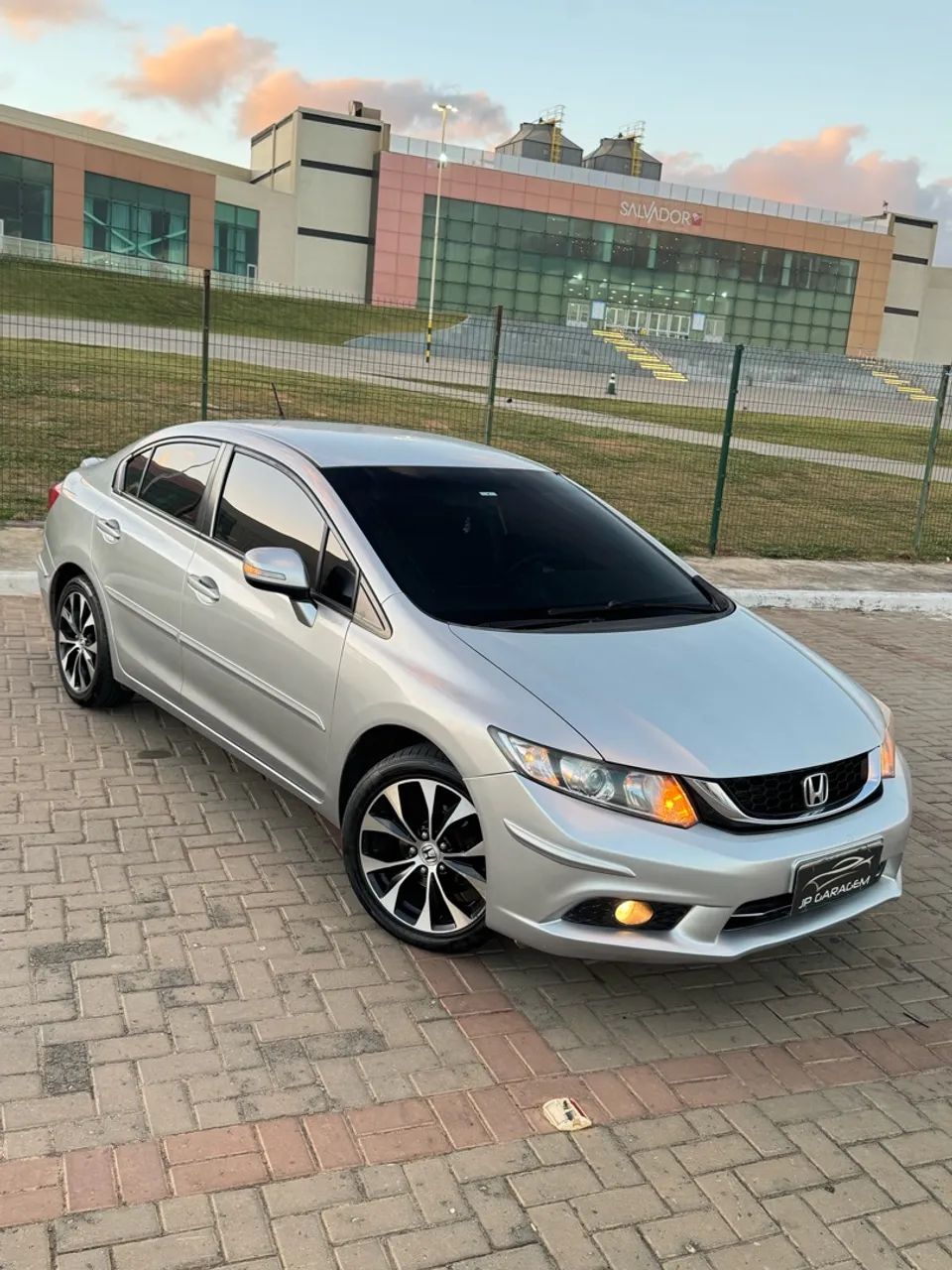 Honda Civic Civic Sedan LXR 2.0 Flexone 16V Aut. 4p 2016