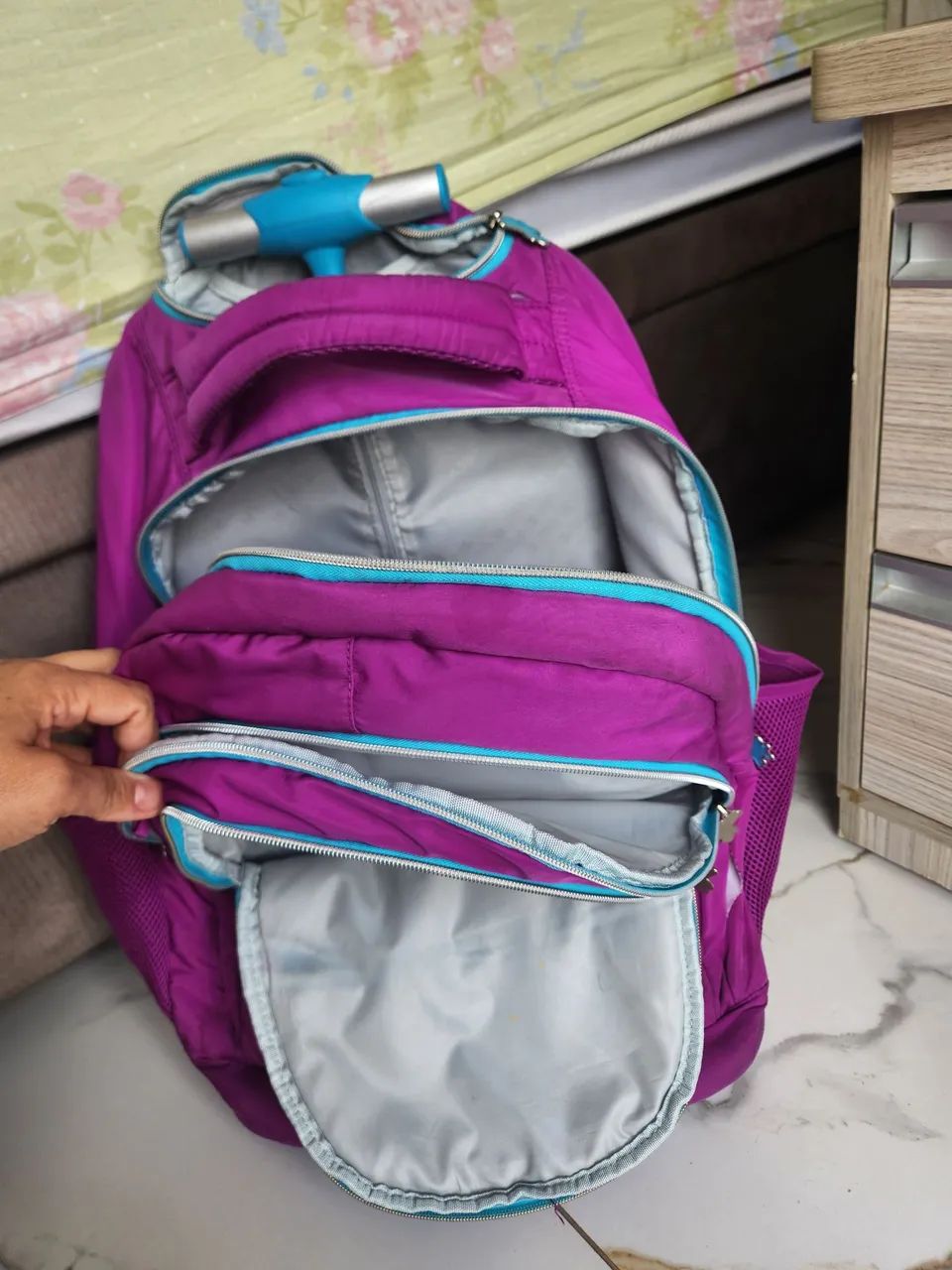 Mochila com rodinhas - Foto 4