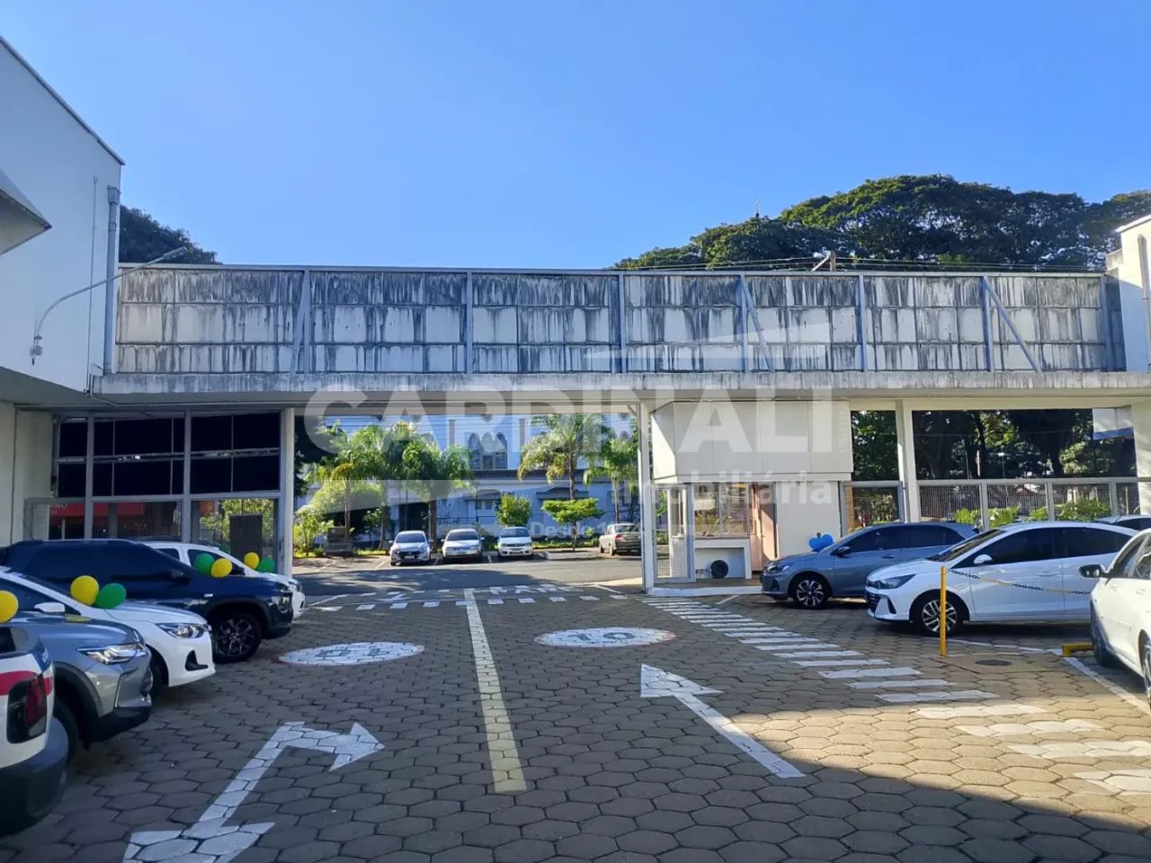 Imóvel comercial com excelente localização, próximo supermercados e comércios. - Foto 5