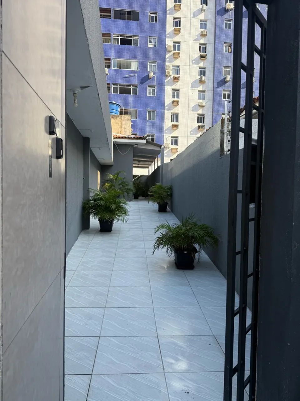 Alugo sala comercial no Brisamar - Foto 4