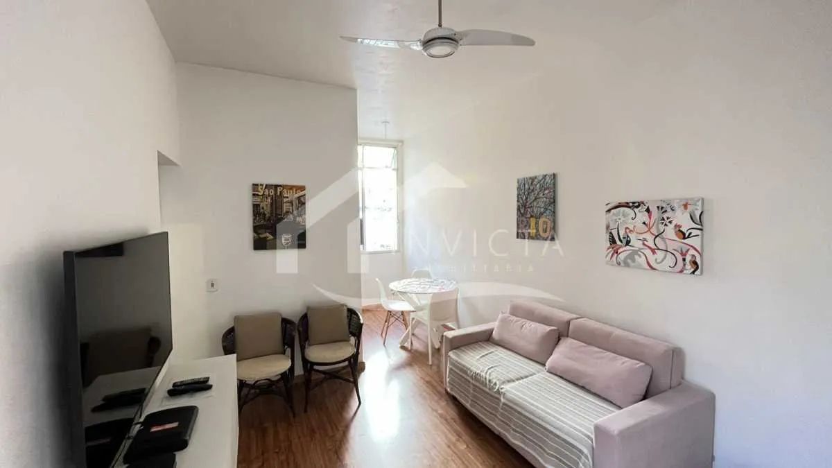 Belíssimo quarto e sala em rua nobre de Copacabana! - Foto 2