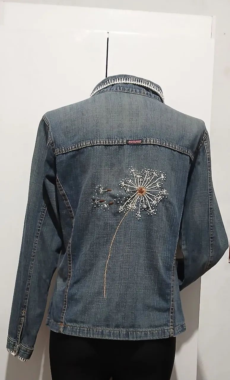 Jaqueta jeans feminina Tam M  - Foto 2