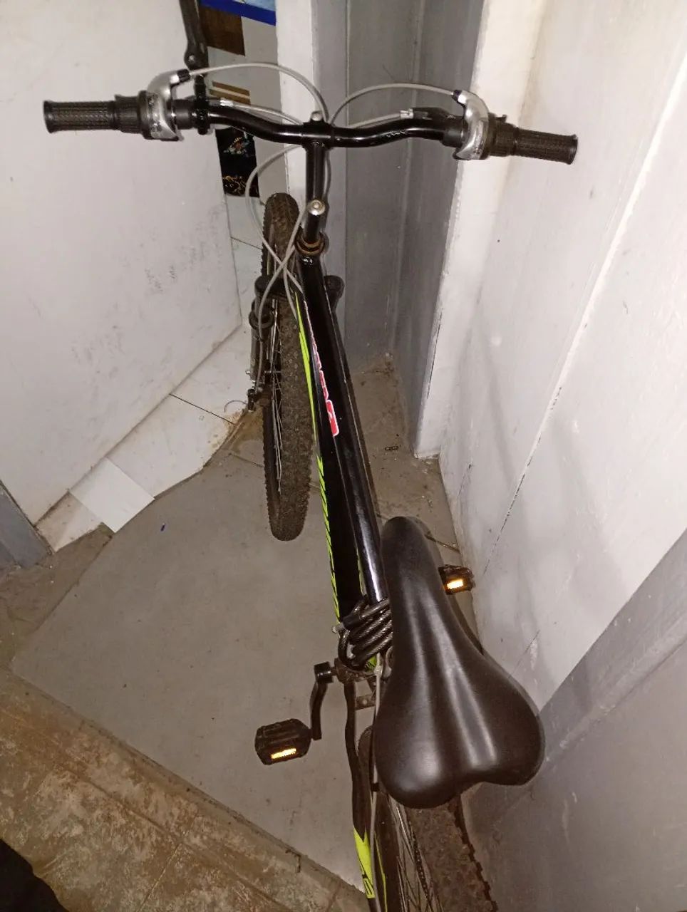 BICICLETA PRA VENDER RAPIDO!!! SEMI NOVA. - Foto 3