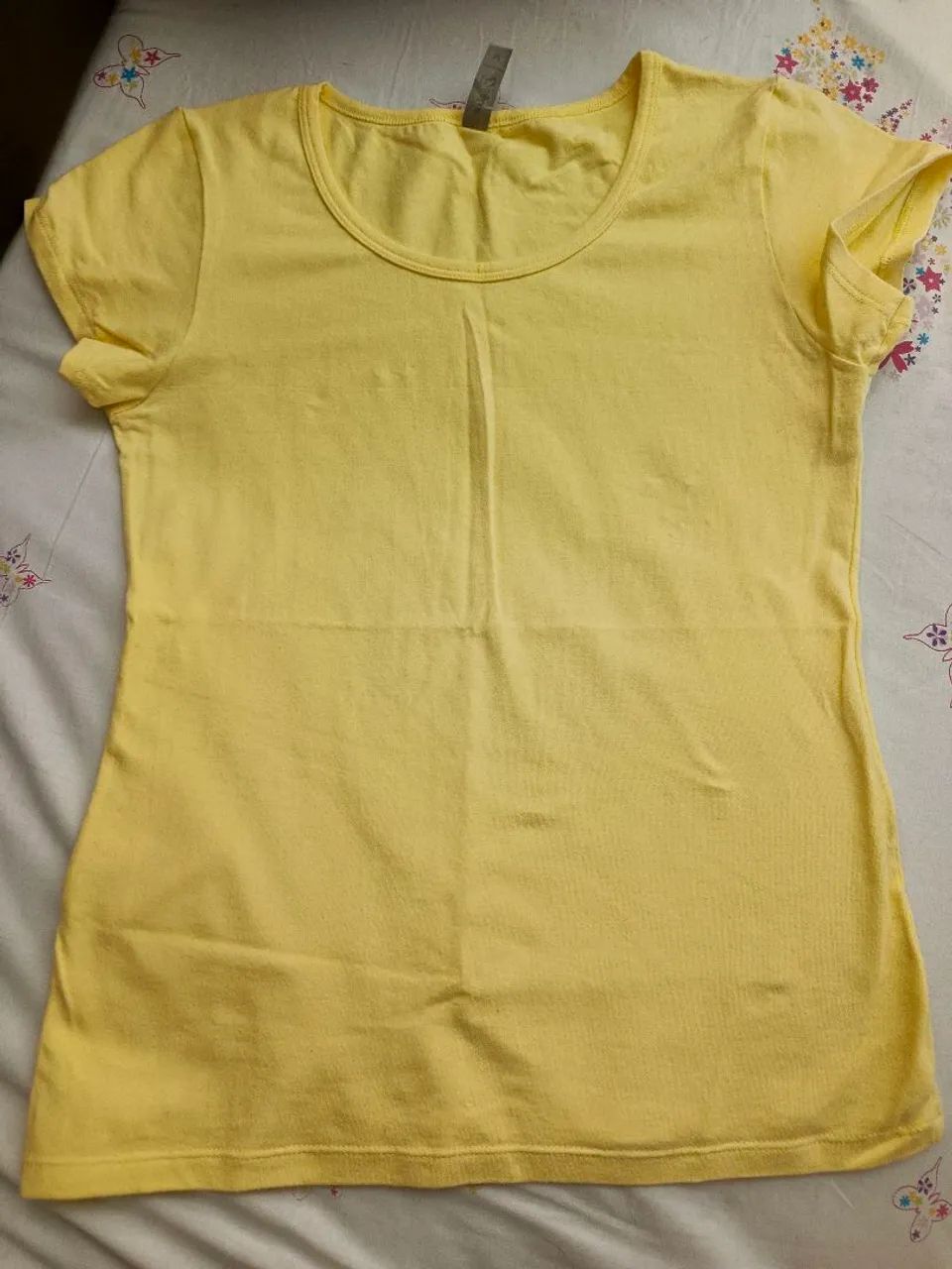 Blusa tamanho P feminina amarela 