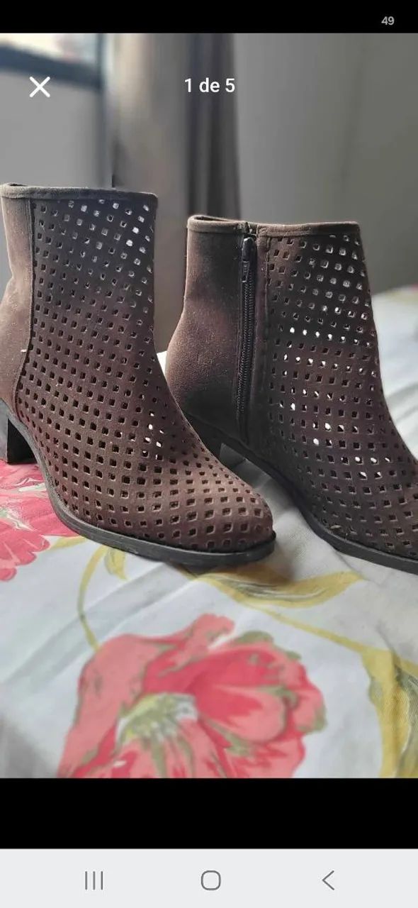 Vendo Bota Marrom cano curto 
