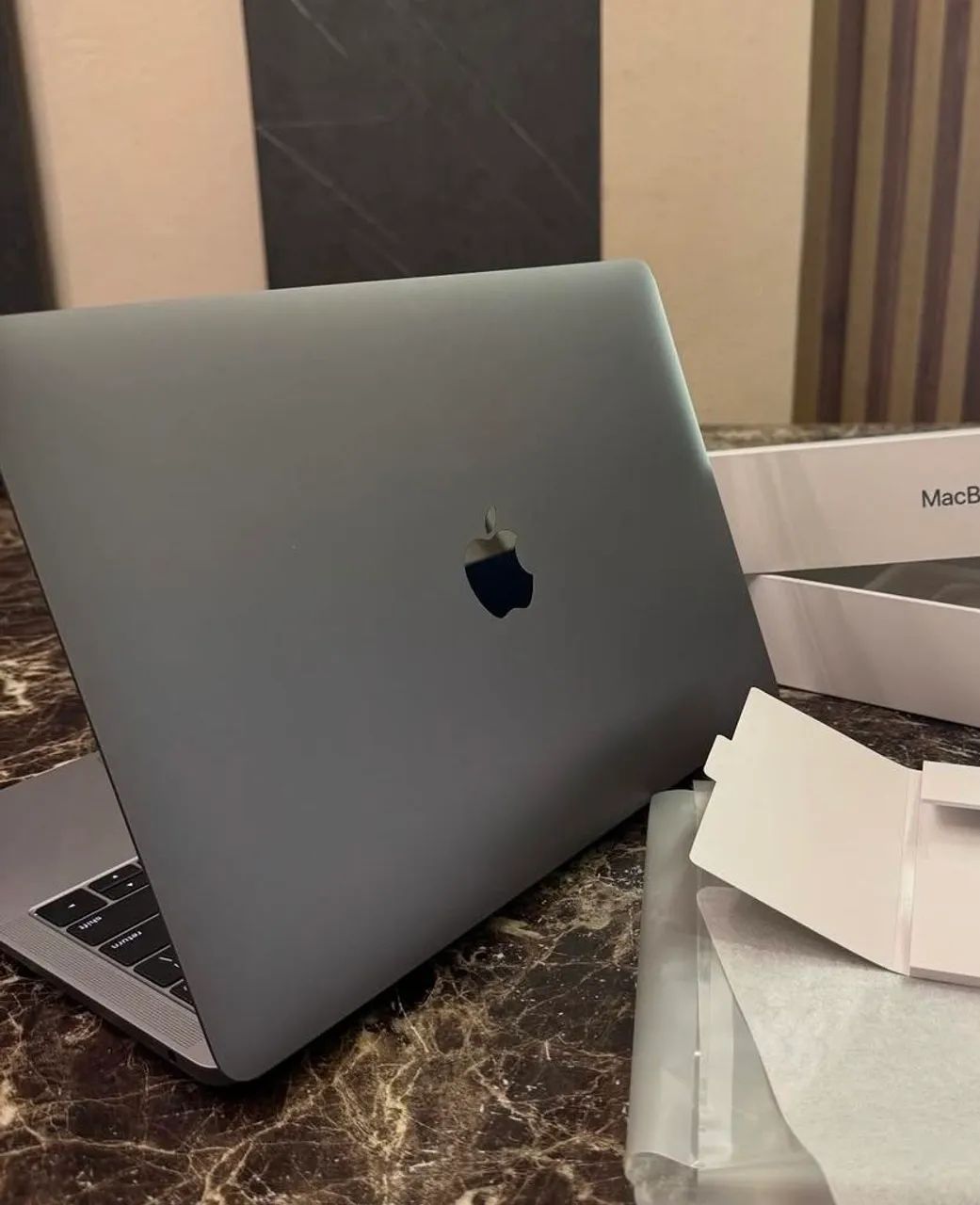 Macbook Air M1 2020 seminovo 