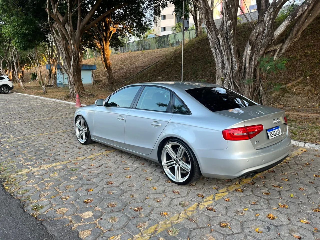 Audi A4 A4 2.0 AVANT 16V TFSI QUATTRO STRONIC 2013