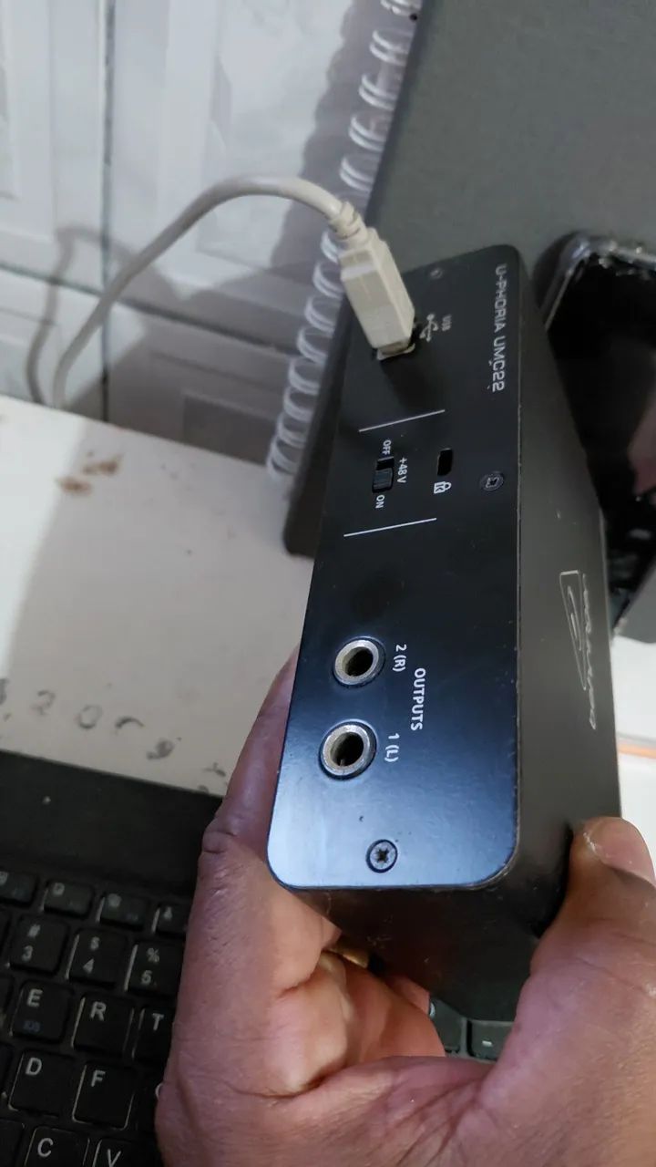Placa de audio Beringher UmC 22 - Foto 3