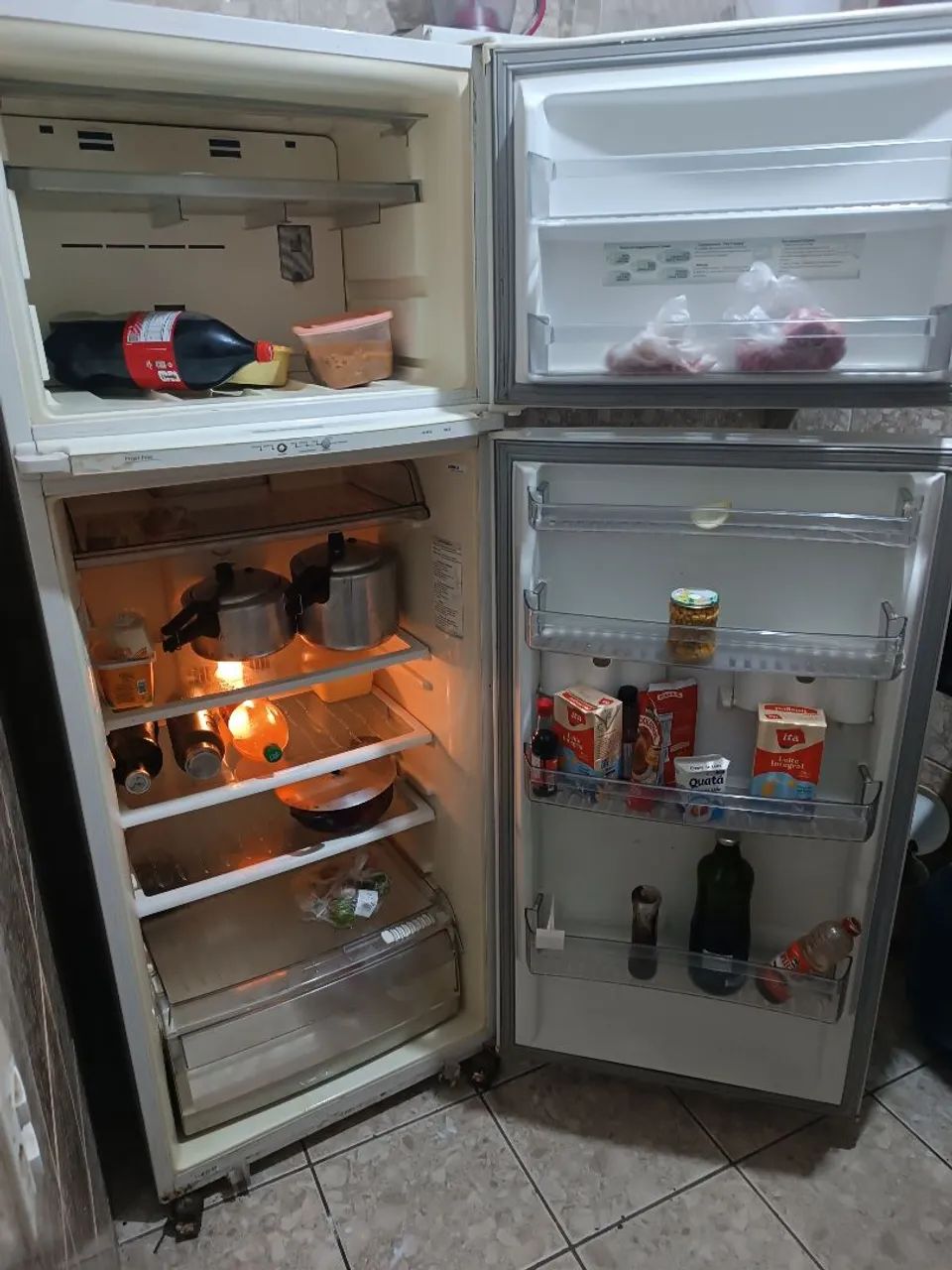 Geladeira Brastemp em bom estado funciona perfeitamente 