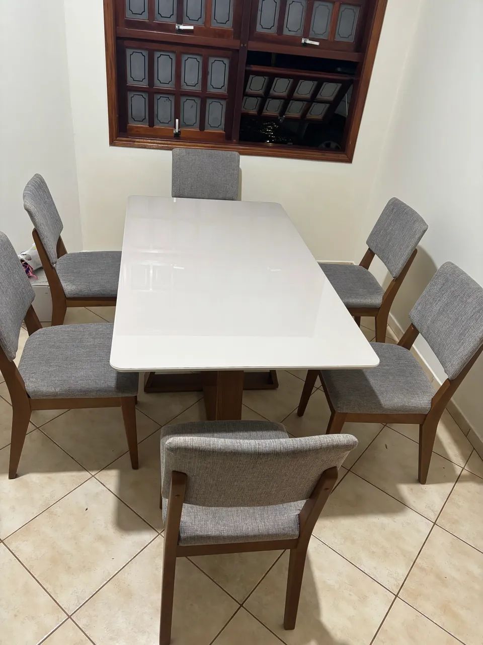 Mesa de jantar 6 lugares + 6 cadeiras
