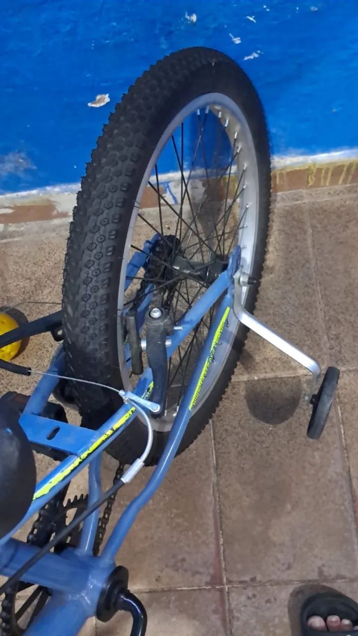 Bicicleta Infantil Aro 20 Cometa - Foto 3