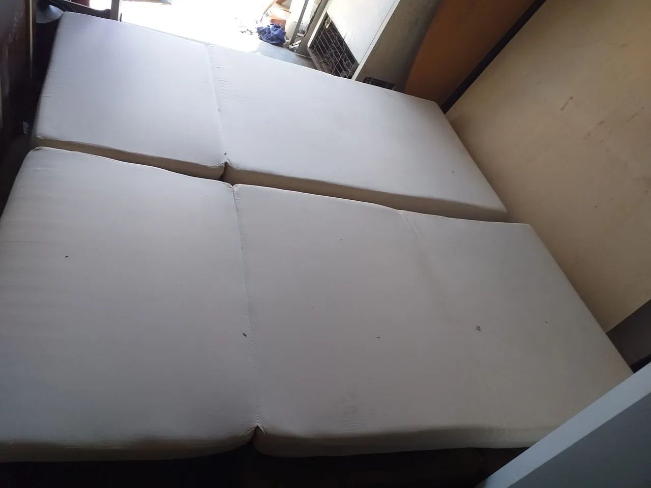 Ótimo sofá cama estrutura de aço troco algum do meu interesse  - Foto 4