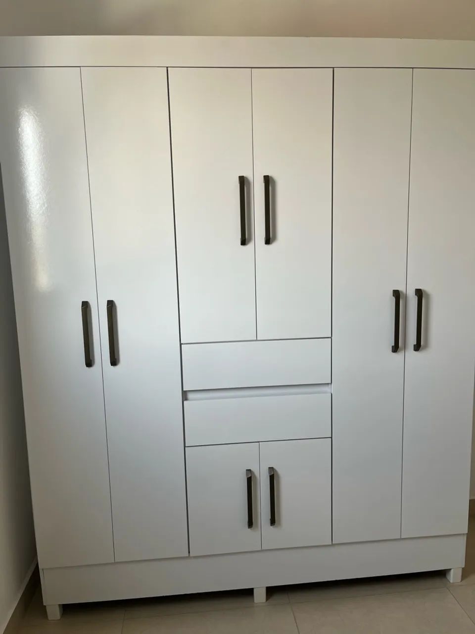 Guarda roupa 8 portas  - Foto 2