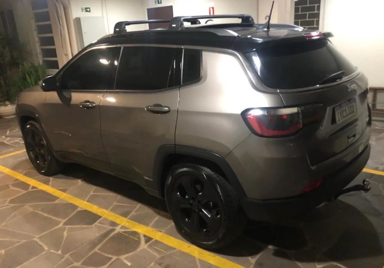Jeep Compass Longitude 2.0 4X2 Flex 16V Aut. 2018 - Foto 4