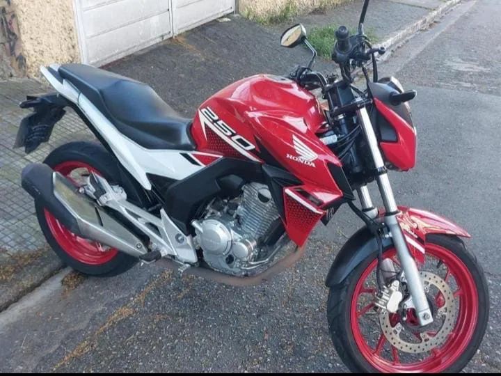 CB TWISTER 250
