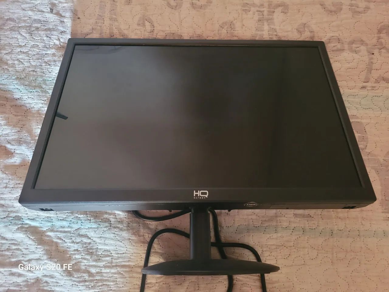 Modelo: Monitor HQ de 19.5 polegadas, modelo 19.5HQ-LED - Funcionando + Cabo HDMI de 3m
