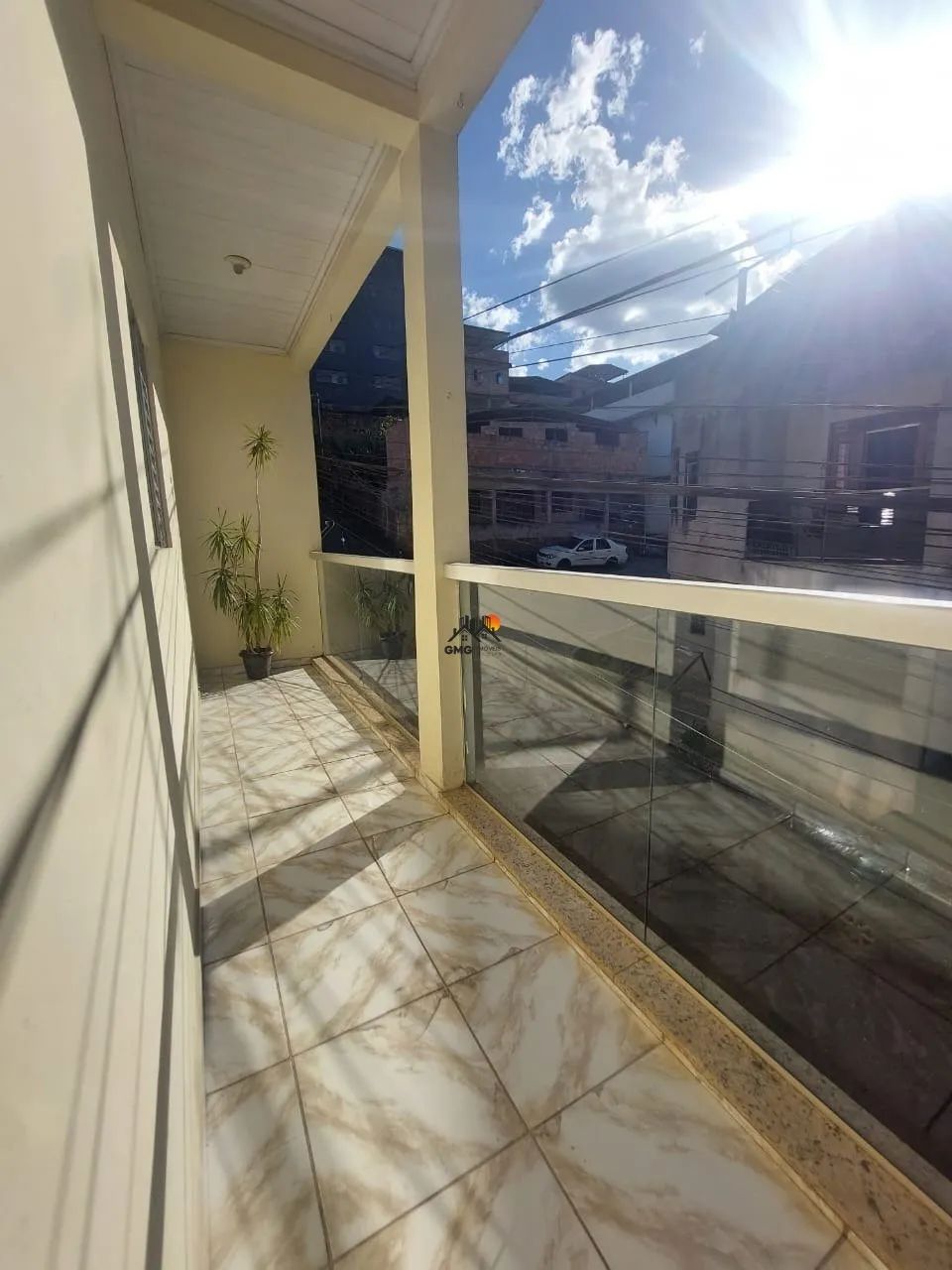 Vende-se 3 casas com Ponto Comercial - Cabanas