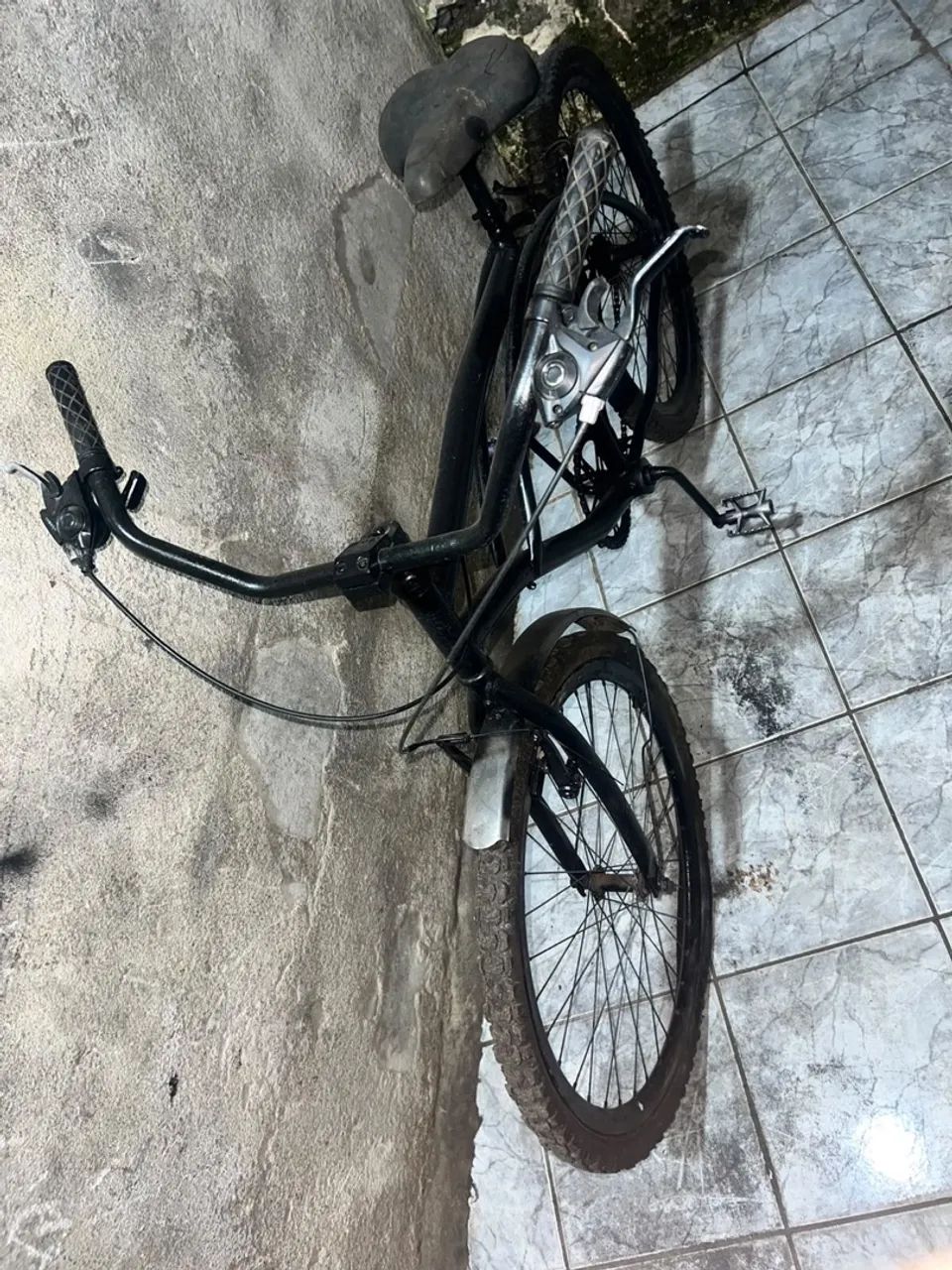 Bicicleta preta  - Foto 2