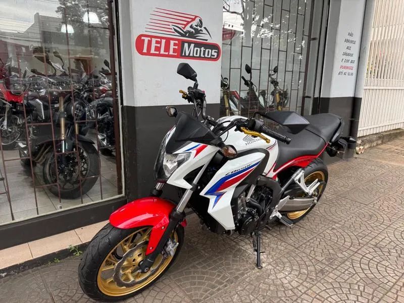 HONDA CB 650F 2015 - Foto 4
