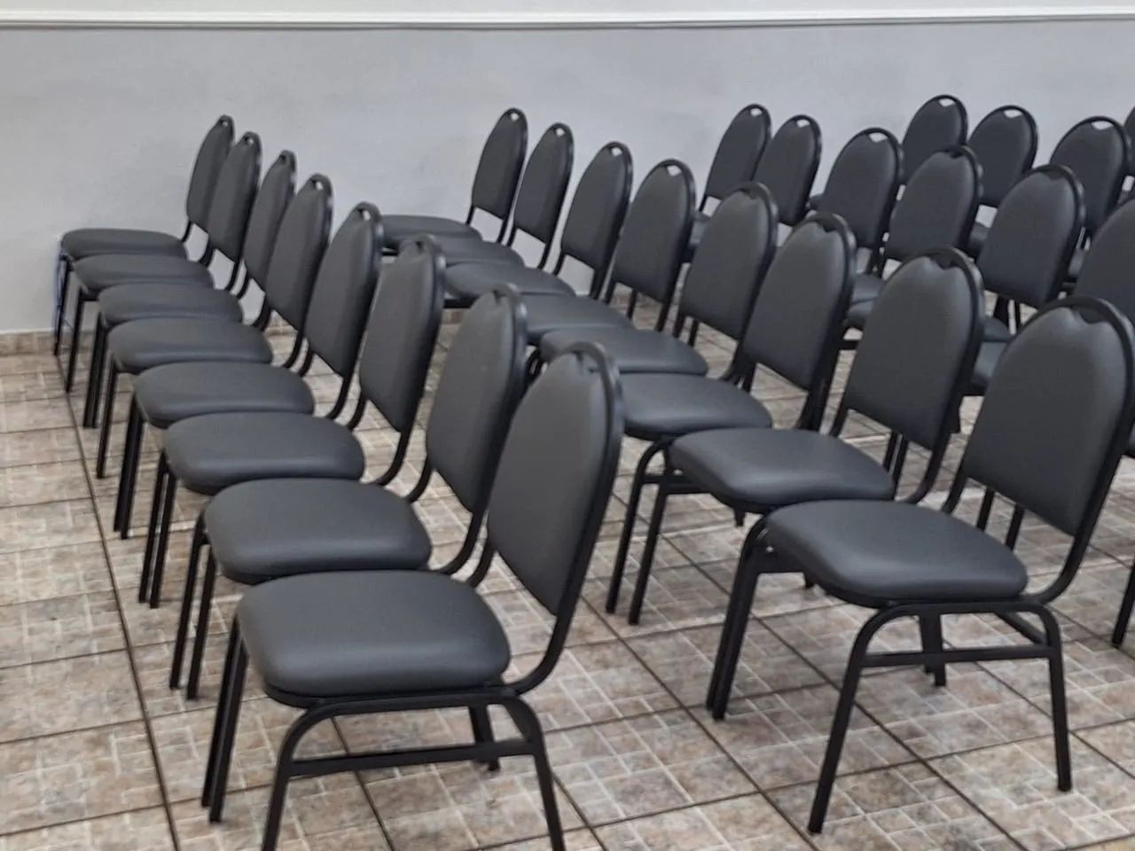 Cadeira para igreja em quantidade  - Foto 4