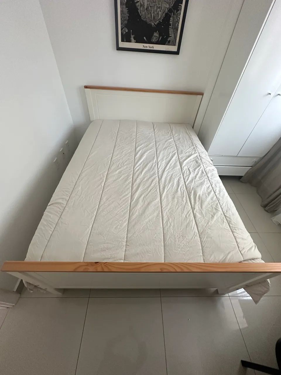 Cama Casal pouquíssimo uso