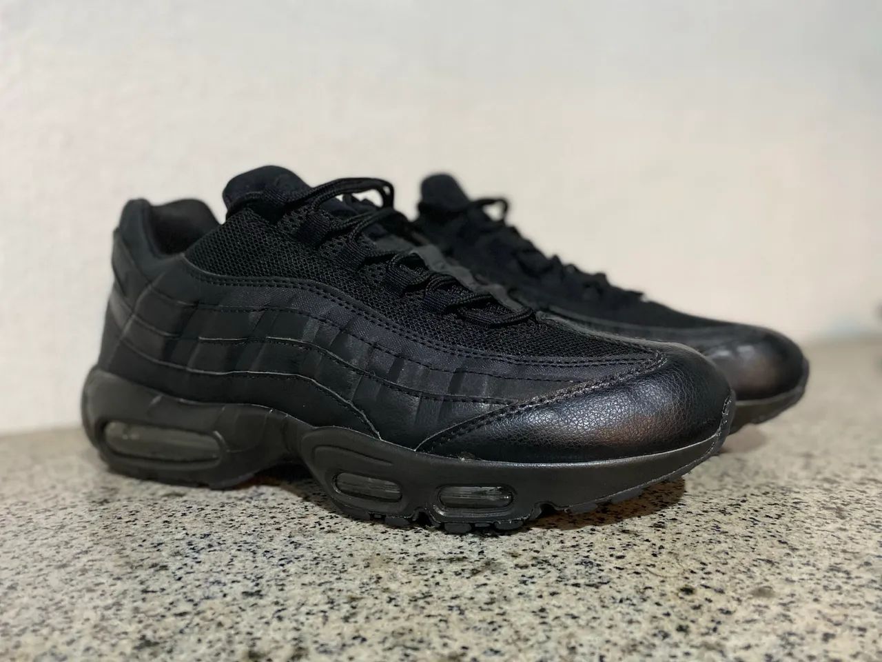 Nike Air Max 95 Triple Black - Calçados - Costa Azul, Rio das