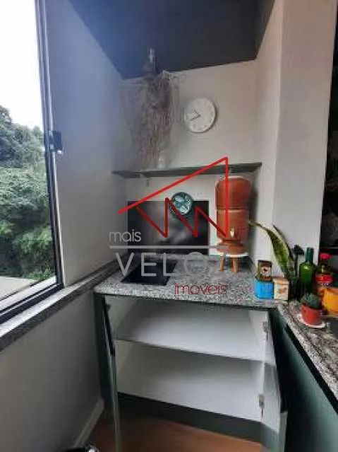 Kitnet/Conjugado - / Residencial / Centro