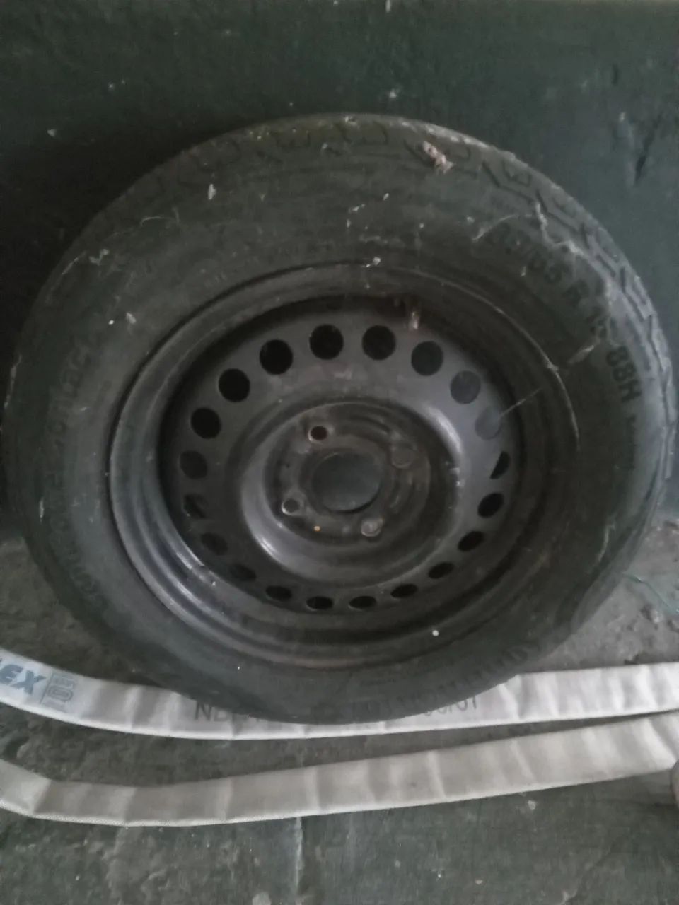 Estepe de carro aro 15