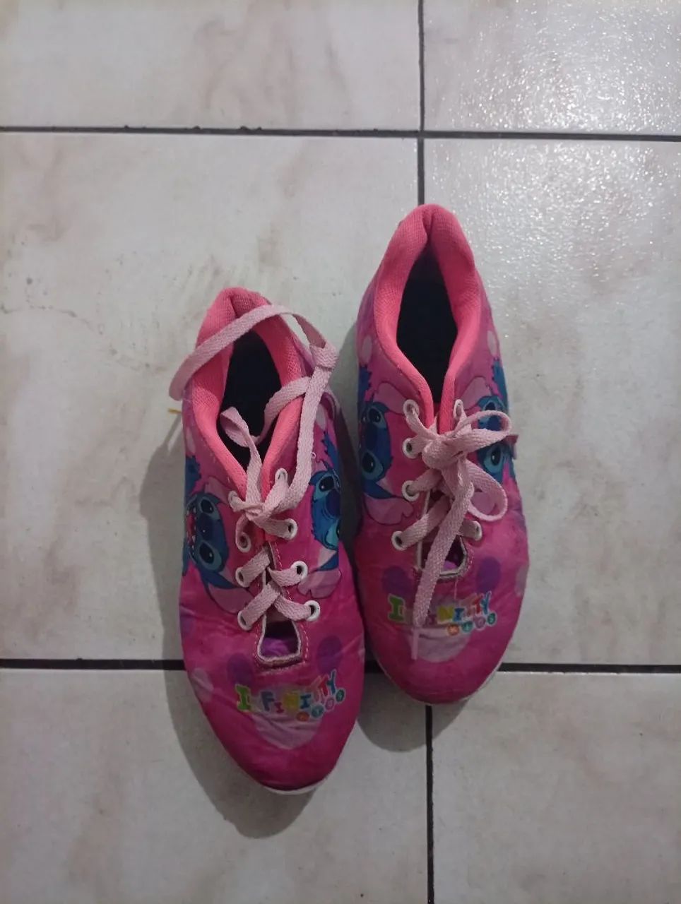 Tênis feminino do strich 