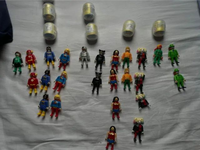 Kinder ovo playmobil DC