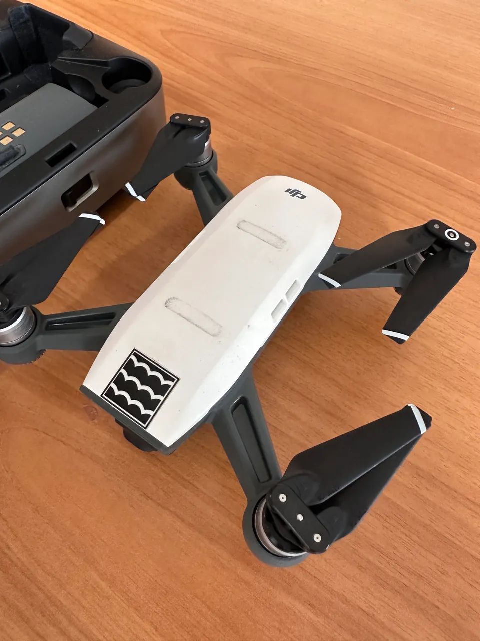 Drone DJI Spark com base powerbank - Foto 3